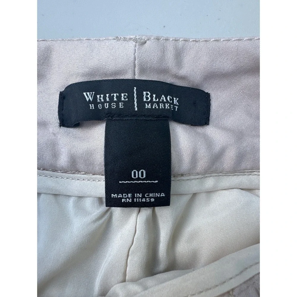 White House Black Market Embroidered Metallic Shorts Size 00‎ Champagne Pink